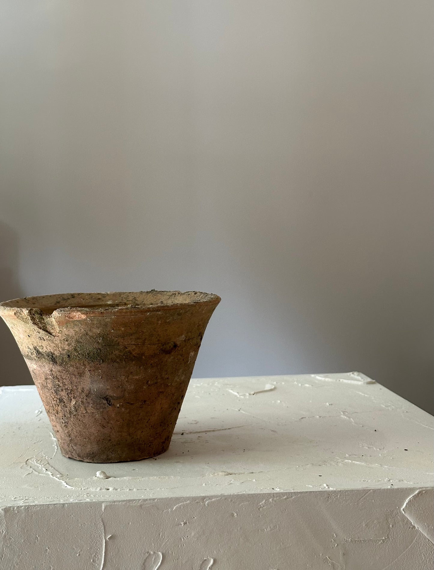 Weathered French Terracotta Pot No. 08