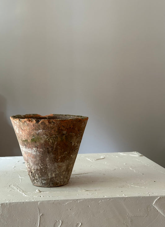 Weathered French Terracotta Pot No. 07